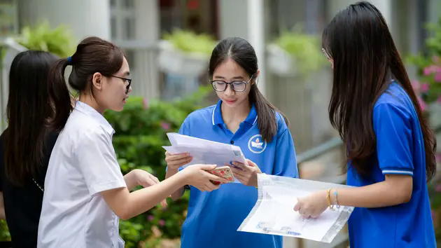 C&aacute;c địa phương phải c&ocirc;ng bố phương &aacute;n thi v&agrave;o 10 trong h&ocirc;m nay