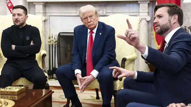C&acirc;u n&oacute;i ch&acirc;m ng&ograve;i cuộc khẩu chiến Zelensky - Trump