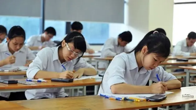 H&agrave; Nội: Học sinh lớp 11, 12 thi khảo s&aacute;t từ 20-23/3