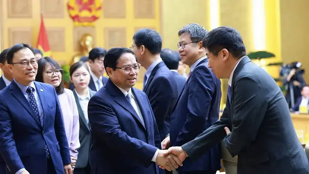 Thủ tướng chủ tr&igrave; tọa đ&agrave;m với c&aacute;c doanh nghiệp H&agrave;n Quốc