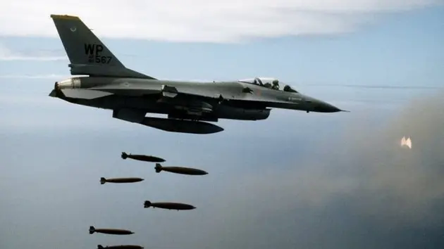 H&agrave;n Quốc đ&igrave;nh chỉ tất cả m&aacute;y bay chiến đấu F-16
