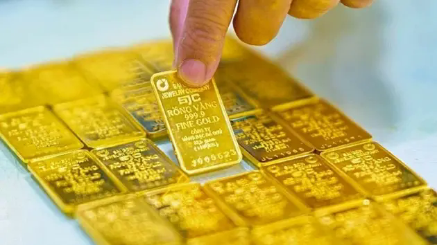 Gi&aacute; v&agrave;ng ng&agrave;y 9/3 tiếp tục giảm