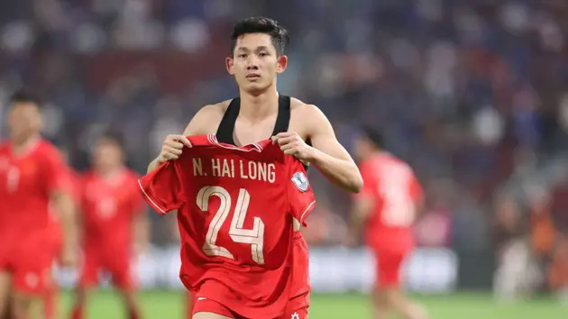 Nguyễn Hai Long gia nhập danh s&aacute;ch 'thương binh' của Việt Nam