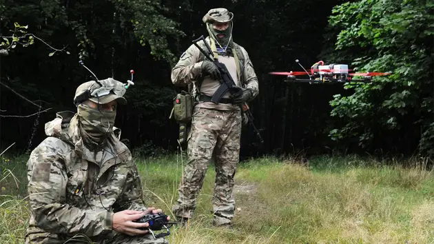 Drone mặt đất của Nga: Định h&igrave;nh lại chiến tranh