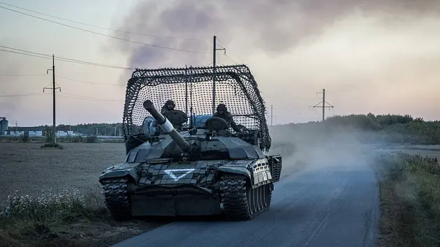 Th&aacute;o chạy khỏi Kursk, Ukraine bỏ lại loạt thiết bị qu&acirc;n sự NATO
