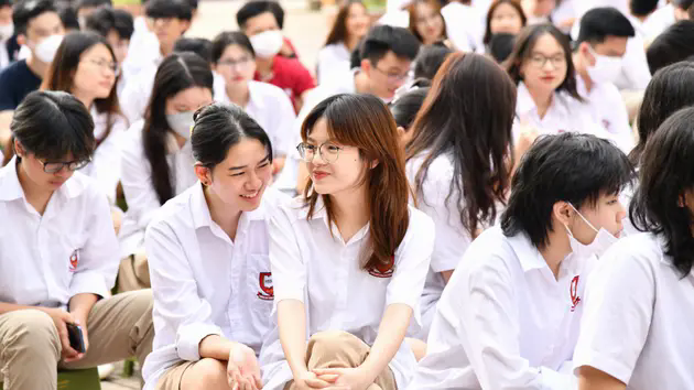 Trường chuy&ecirc;n H&agrave; Nội thay đổi c&aacute;ch tuyển sinh lớp 10
