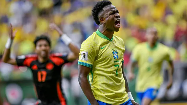 Vinicius lập si&ecirc;u phẩm, Brazil thắng nghẹt thở Colombia