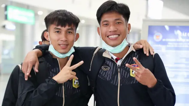 Đội tuyển L&agrave;o đổ bộ quyết 'gieo sầu' cho Việt Nam