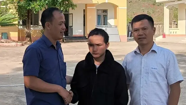 C&ocirc;ng d&acirc;n bị lừa sang Campuchia về nước an to&agrave;n