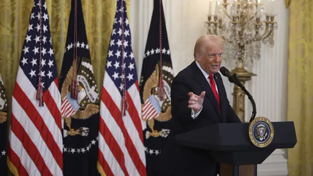 &Ocirc;ng Trump 'đổi giọng' trong vụ r&ograve; rỉ th&ocirc;ng tin mật