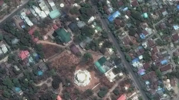 Myanmar: Ảnh vệ tinh tiết lộ sức t&agrave;n ph&aacute; của động đất