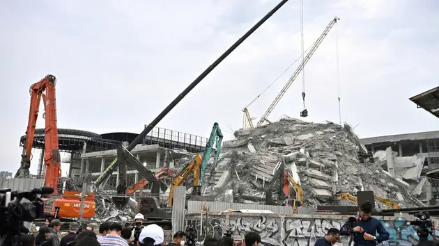 Điều tra nguy&ecirc;n nh&acirc;n sập t&ograve;a nh&agrave; 30 tầng ở Bangkok