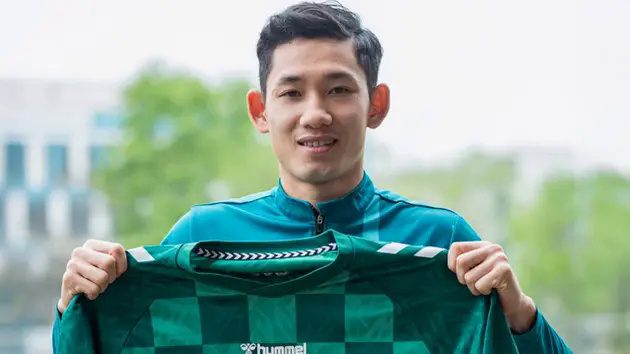 Nguyễn Hai Long kho&aacute;c &aacute;o đội b&oacute;ng Bundesliga?