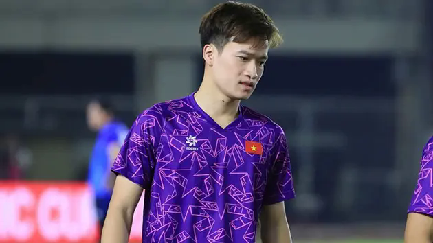 Tiền vệ Ho&agrave;ng Đức nhận lời mời từ Man City