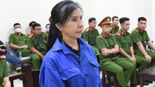 Nữ giang hồ kh&eacute;t tiếng Dung 'Th&agrave;' lĩnh th&ecirc;m &aacute;n t&ugrave;