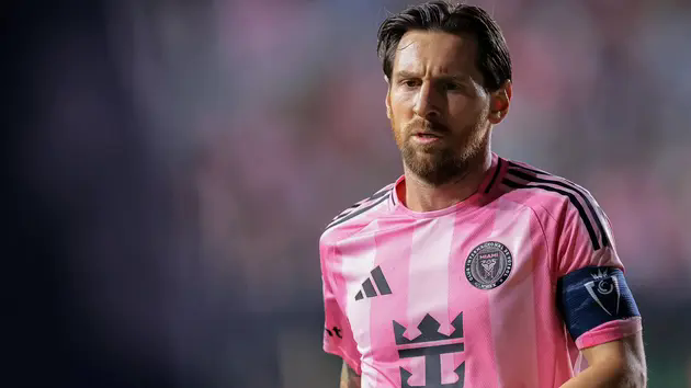 Lionel Messi &ldquo;chốt&rdquo; tương lai ở Inter Miami