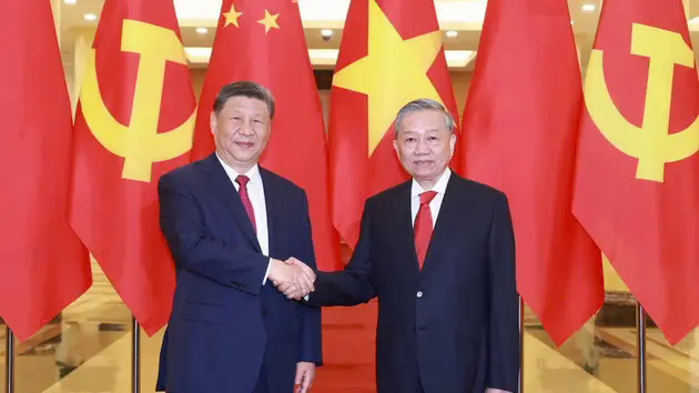 Chuyến thăm l&agrave; mốc son mới trong quan hệ hữu nghị giữa hai Đảng, hai nước v&agrave; hai d&acirc;n tộc