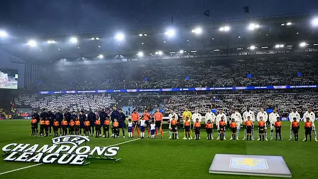 Khoảnh khắc xấu hổ trước trận Aston Villa v&agrave; PSG