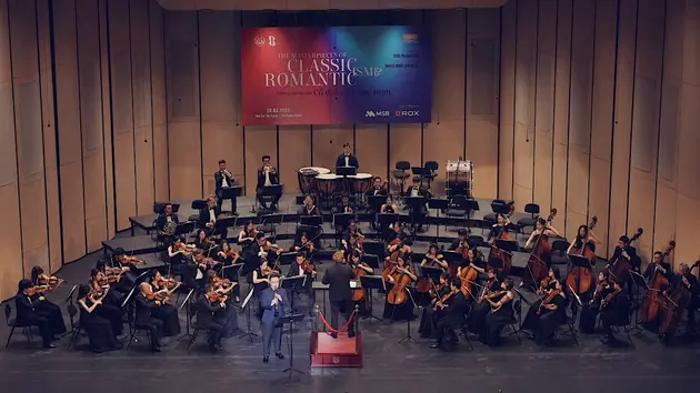 Những giai điệu vượt thời gian trong h&ograve;a nhạc Tchaikovsky Night