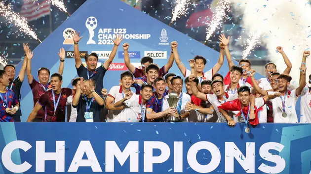 U23 Việt Nam sẵn s&agrave;ng bảo vệ ng&ocirc;i vương