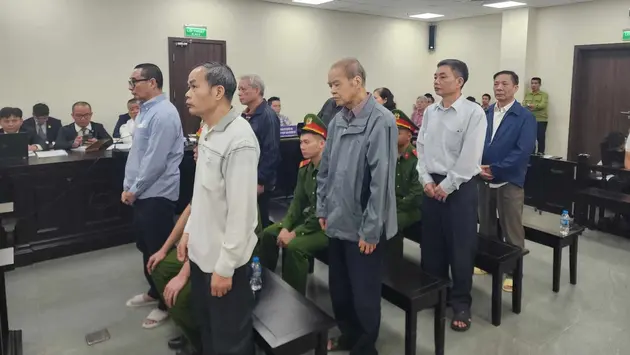 Tuy&ecirc;n &aacute;n c&aacute;c cựu l&atilde;nh đạo Tổng C&ocirc;ng ty Ch&egrave; Việt Nam