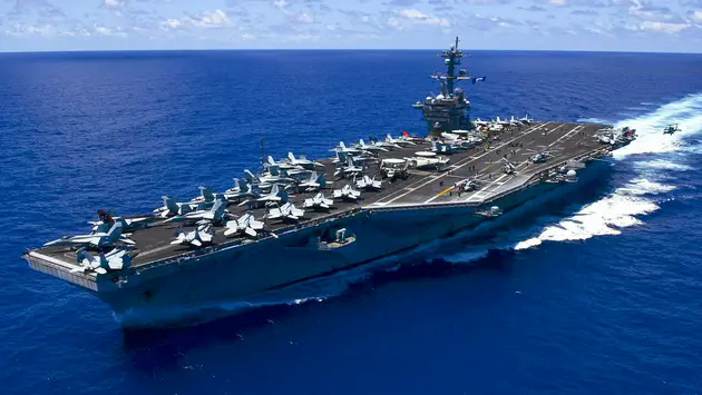 Houthi tấn c&ocirc;ng hai t&agrave;u s&acirc;n bay Mỹ