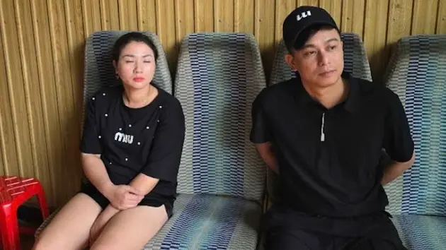 Bắt đ&ocirc;i vợ chồng gi&uacute;p hung thủ B&ugrave;i Đ&igrave;nh Kh&aacute;nh bỏ trốn