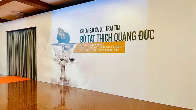 Chi&ecirc;m b&aacute;i x&aacute; lợi tr&aacute;i tim Bồ t&aacute;t Th&iacute;ch Quảng Đức