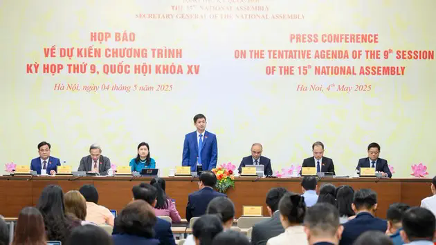 Sẽ lấy &yacute; kiến nh&acirc;n d&acirc;n về sửa đổi Hiến ph&aacute;p trong một th&aacute;ng