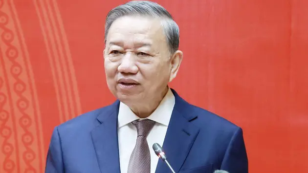 Đột ph&aacute; thể chế, ph&aacute;p luật để đất nước vươn m&igrave;nh