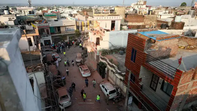 Ấn Độ v&agrave; Pakistan nhất tr&iacute; ngừng bắn ngay lập tức