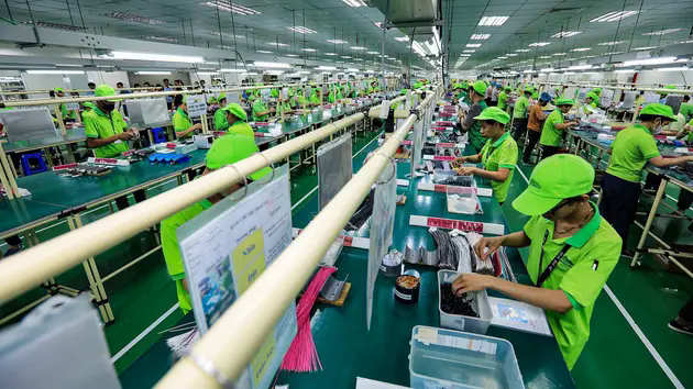 Động lực mới cho ph&aacute;t triển kinh tế