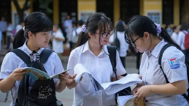 H&agrave; Nội c&ocirc;ng bố số lượng đăng k&yacute; thi v&agrave;o 10 c&ocirc;ng lập