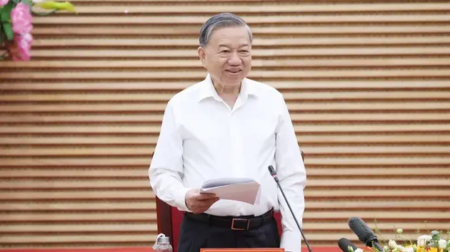 'Nghệ An phải trở th&agrave;nh điển h&igrave;nh ph&aacute;t triển địa phương hiện đại'