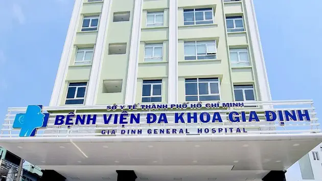 Bệnh nh&acirc;n bị tai biến sau khi h&uacute;t mỡ bụng
