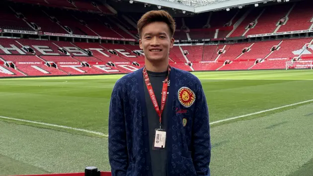 Ho&agrave;ng Đức 'cập bến' Old Trafford