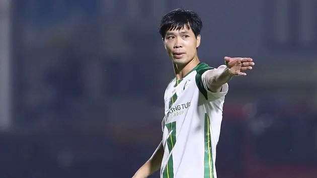C&ocirc;ng Phượng lại bị từ chối