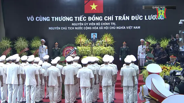 Lễ viếng nguy&ecirc;n Chủ tịch nước Trần Đức Lương tại Quảng Ng&atilde;i