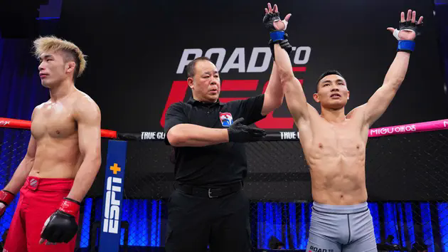 H&agrave;nh tr&igrave;nh đến Road to UFC của v&otilde; sĩ Nghi&ecirc;m Văn &Yacute;