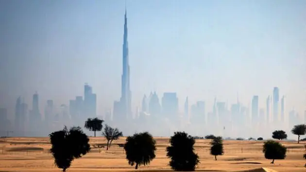 UAE nắng n&oacute;ng kỷ lục, chạm ngưỡng hơn 51 độ C