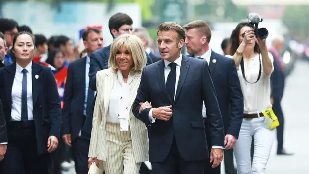 Tổng thống Ph&aacute;p Emmanuel Macron đăng video cảm ơn Việt Nam