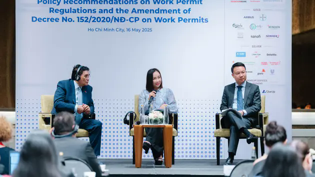 Th&uacute;c đẩy c&ocirc;ng nhận kinh nghiệm trong cấp giấy ph&eacute;p lao động
