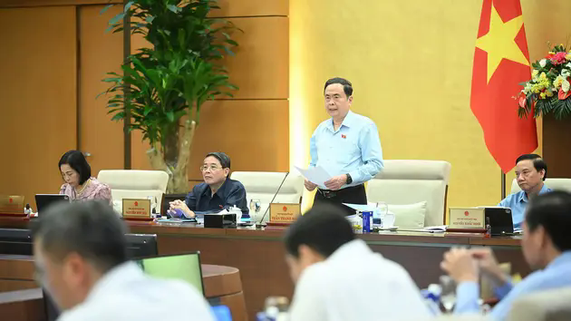 Kh&ocirc;ng để l&atilde;ng ph&iacute; trụ sở sau sắp xếp