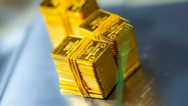 Gi&aacute; v&agrave;ng trong nước ng&agrave;y 9/6 đi ngang