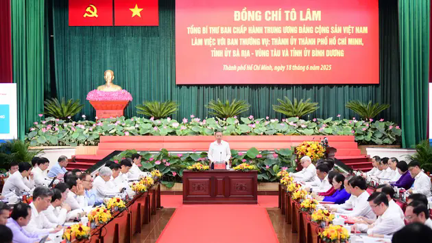 Tổng B&iacute; thư T&ocirc; L&acirc;m l&agrave;m việc với TP.HCM, B&igrave;nh Dương, B&agrave; Rịa-Vũng T&agrave;u