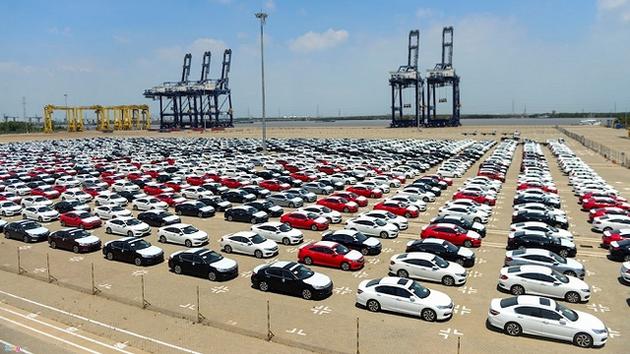 Trung Quốc xuất khẩu &ocirc; t&ocirc; lớn nhất thế giới năm 2023