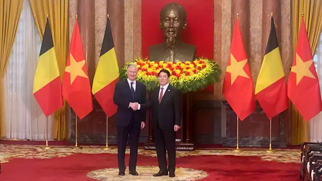 Lễ đ&oacute;n Nh&agrave; vua v&agrave; Ho&agrave;ng hậu Bỉ thăm Việt Nam