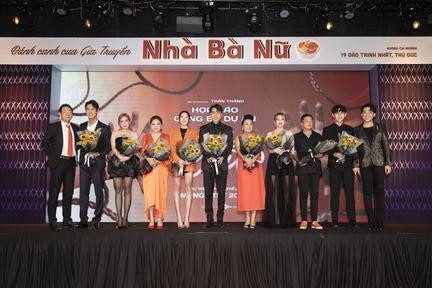 Phim Tết "Nh&agrave; b&agrave; Nữ"
