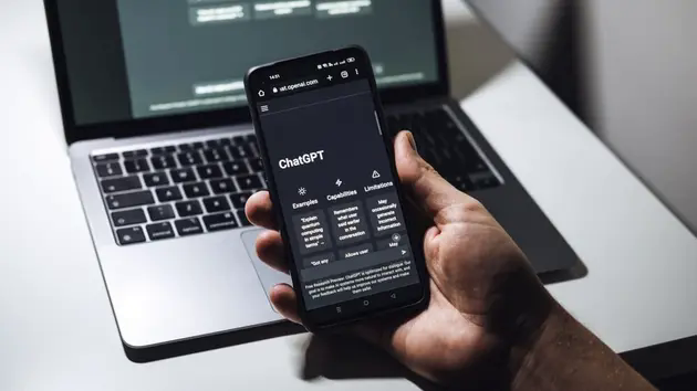 ChatGPT đang l&agrave; 'trợ thủ đắc lực' cho tội phạm mạng