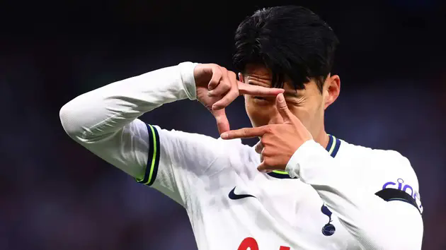 Tottenham c&acirc;n nhắc chia tay Son Heung-min